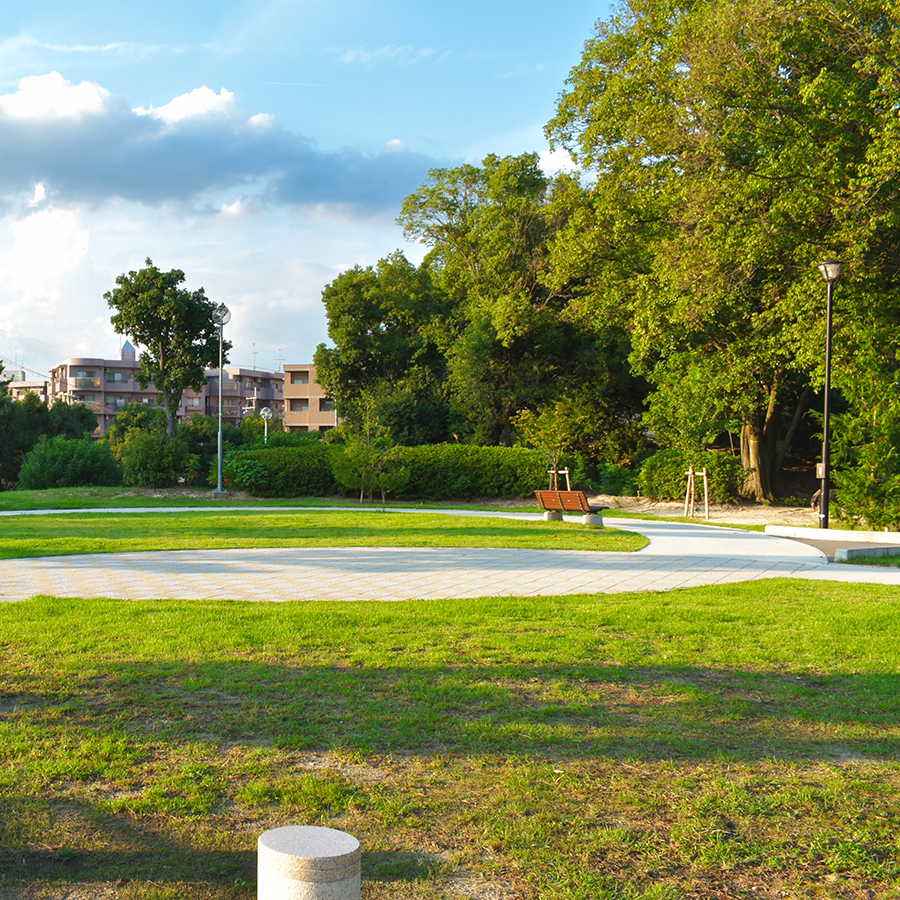 香里ヶ丘中央公園